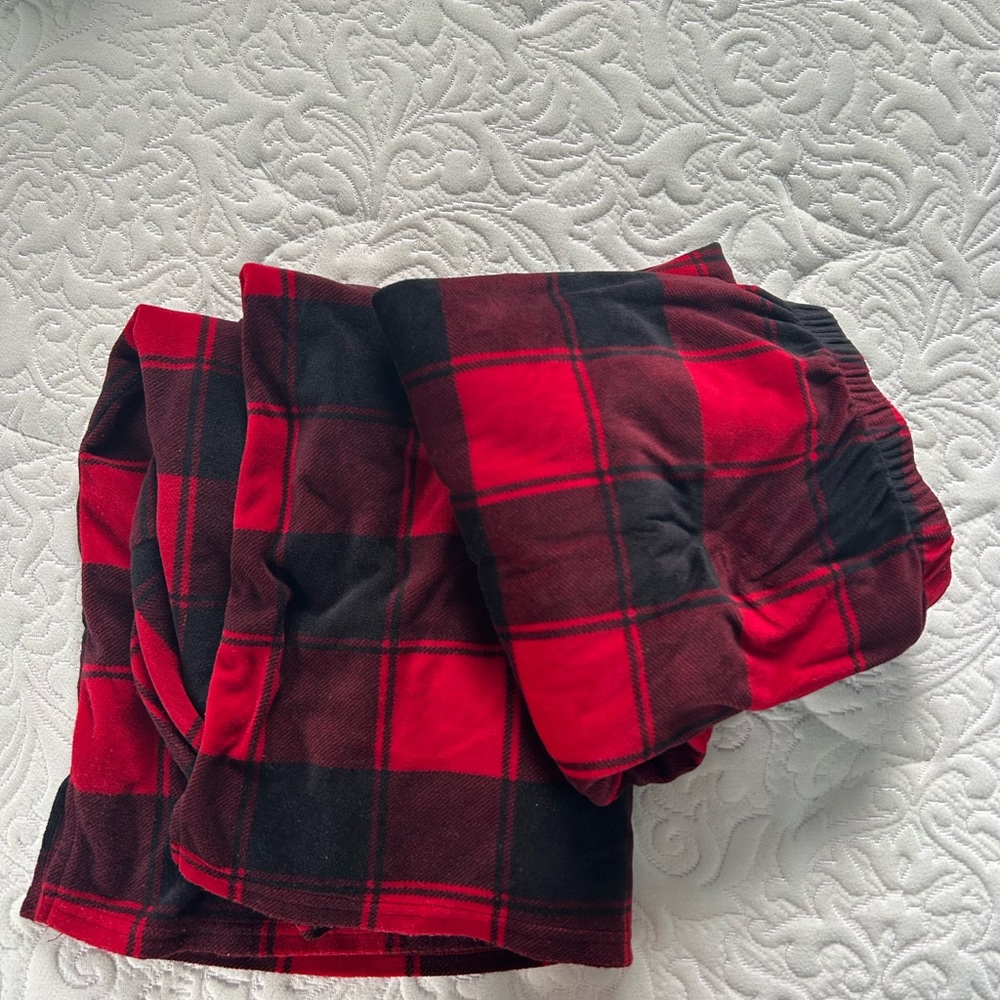 RED AND BLACK PLAID PAJAMA SET